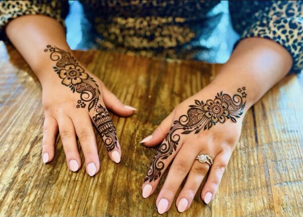 mehndi design for baby girls - mehndi design for eid (2023) special picture